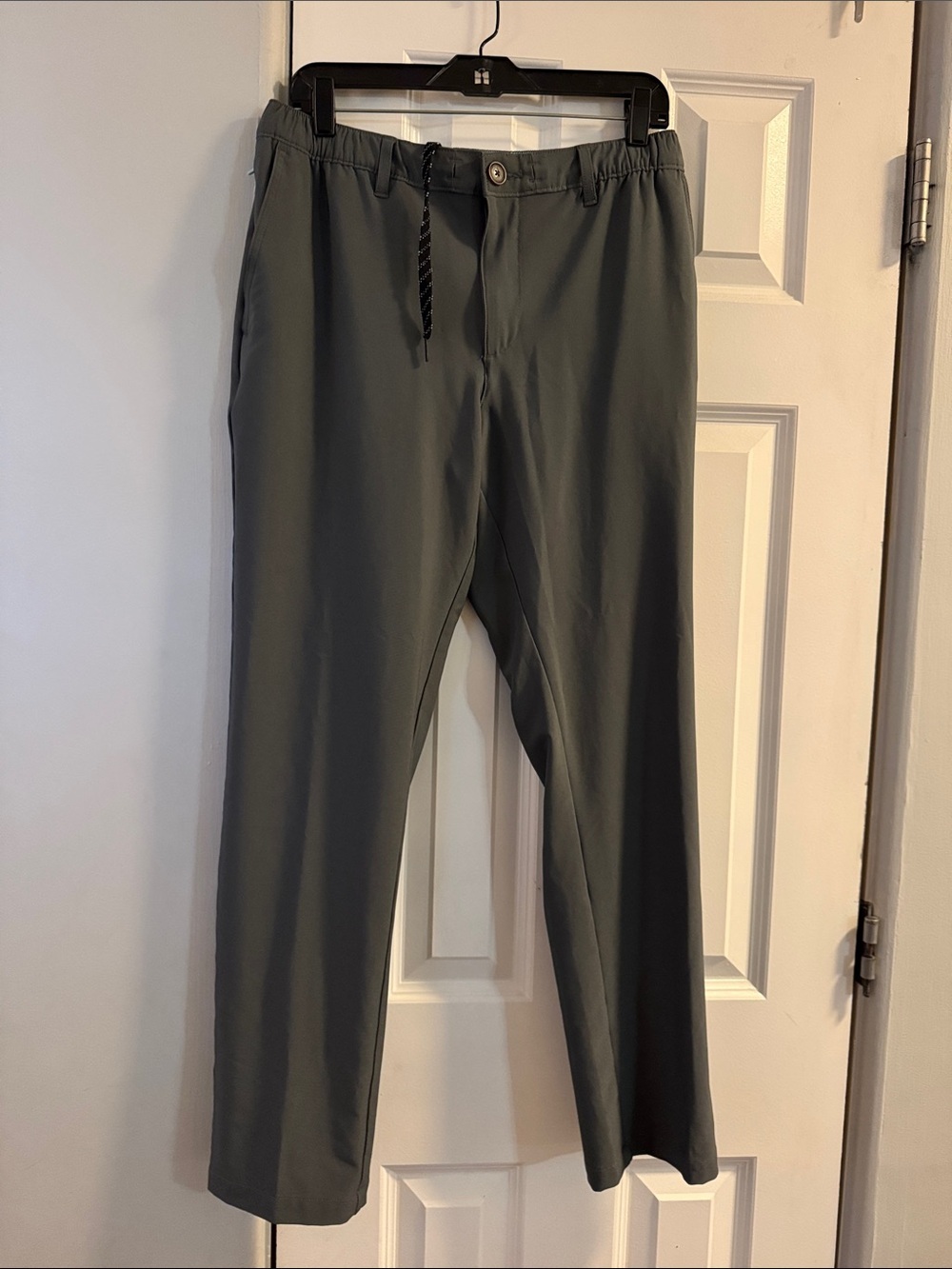 chubbies Men's Olive Green Jogger-Style Pants
